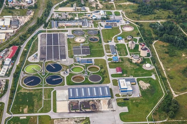 treatment-plant-wastewater-2826988_640